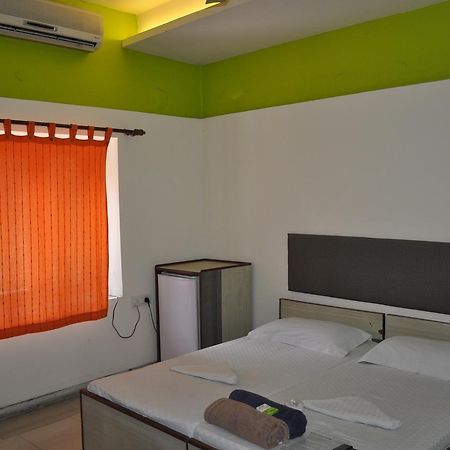 Hotel Kabli New Delhi Extérieur photo